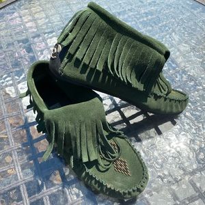 Manitobah green suede, leather tassel ankle boots.